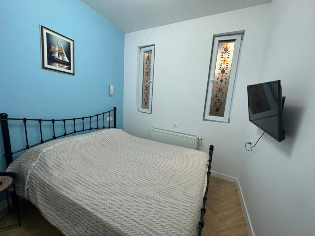 Secondary listing 78843719