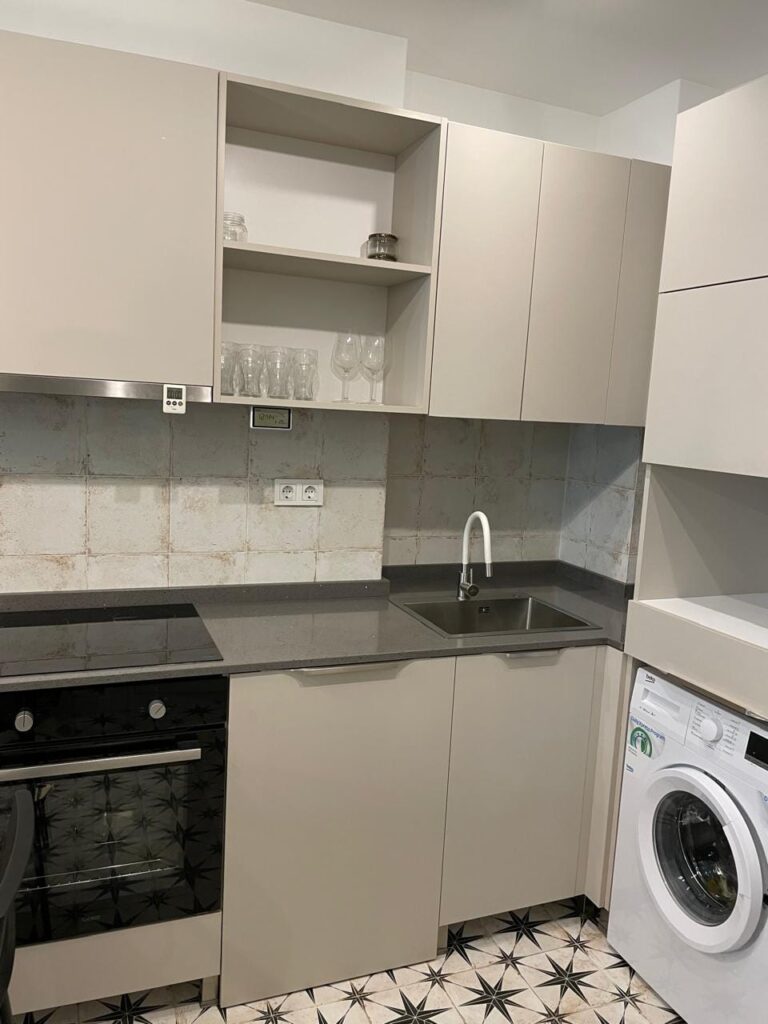 Secondary listing MSG14984