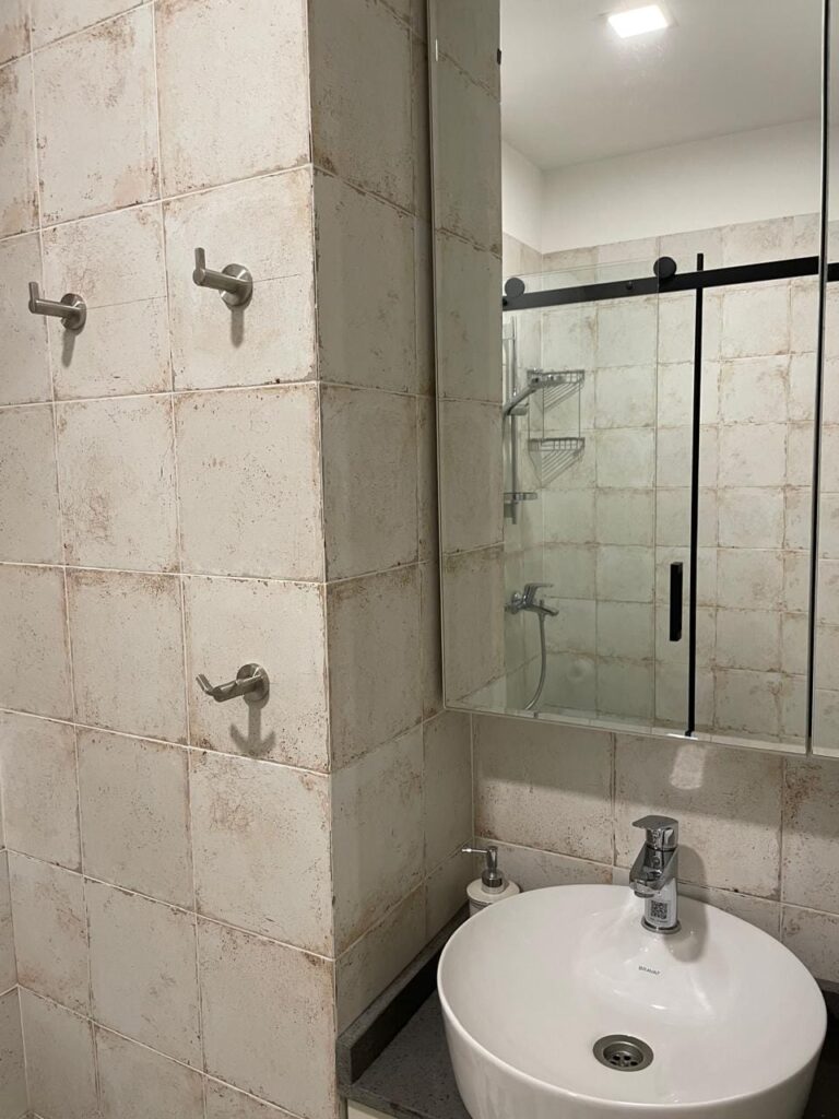 Secondary listing MSG14984