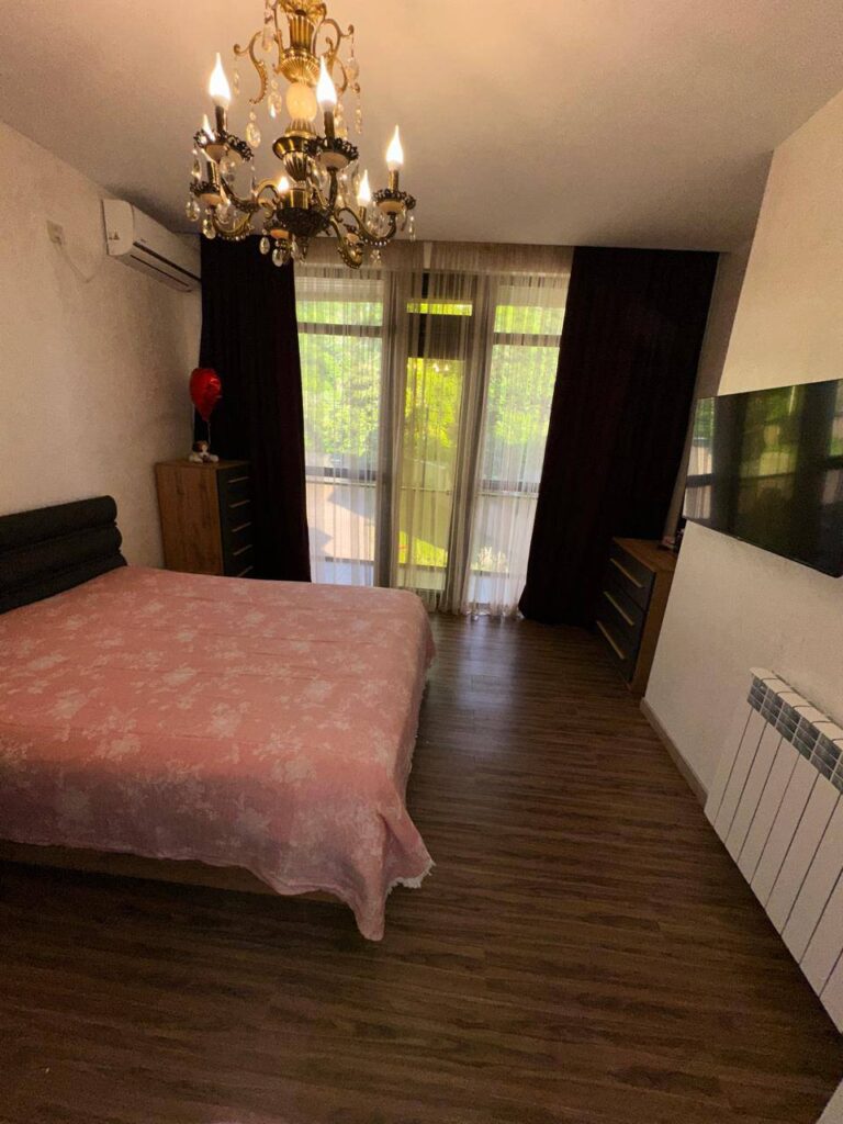 Secondary listing 78867319