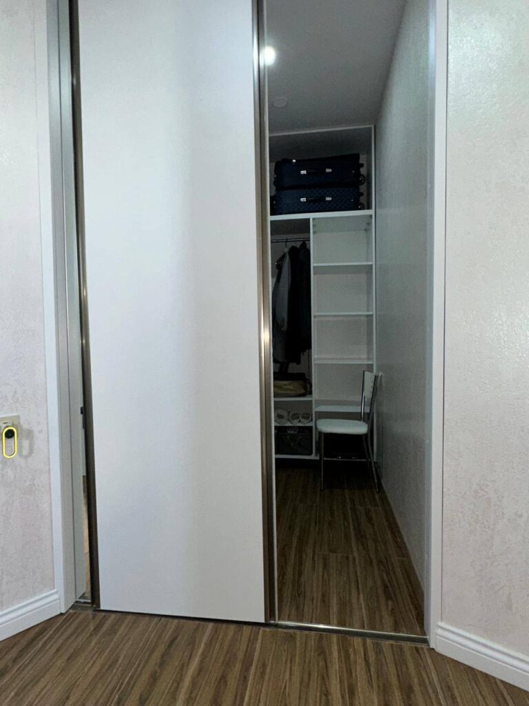 Secondary listing 78867319