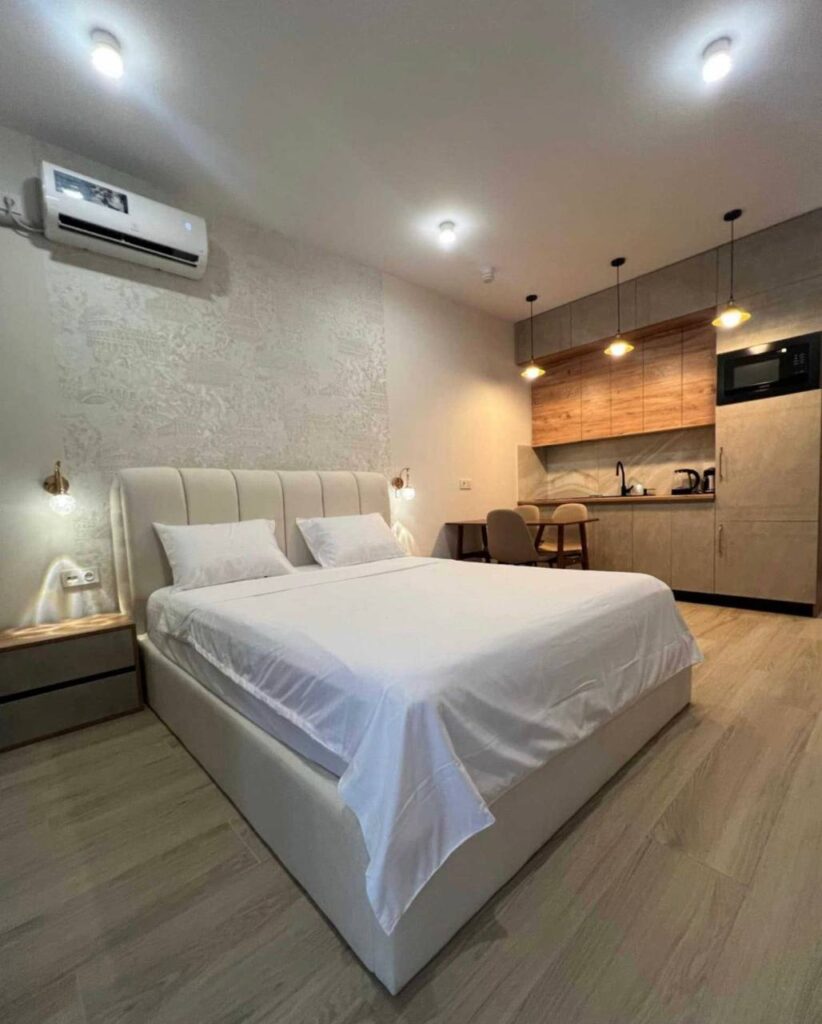 Secondary listing 65484660