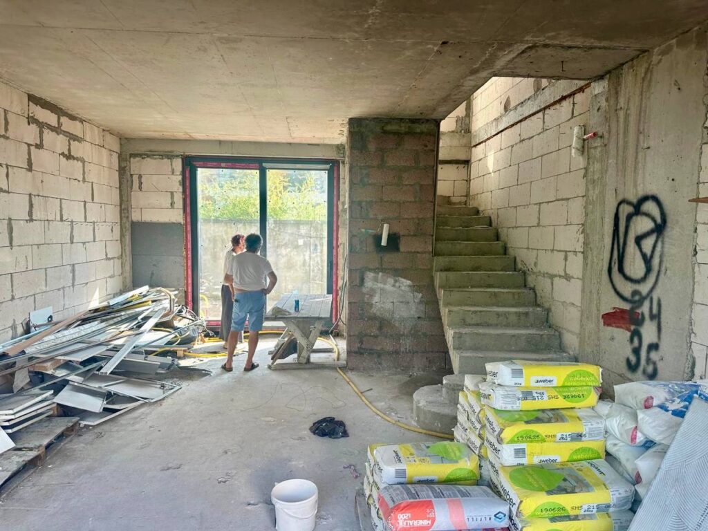 Secondary listing MSG15048