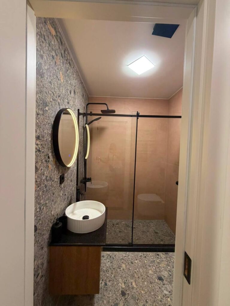 Secondary listing MSG15228