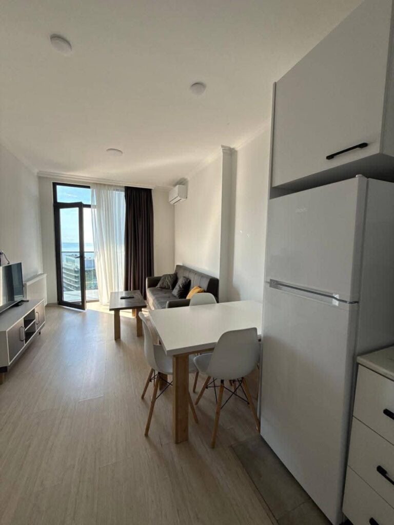 2-комнатная квартира 43.7 м² — в районе Новый Бульвар за $82 000 лот MSG15270