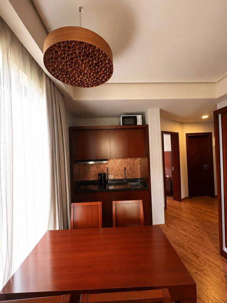 Secondary listing 79059111