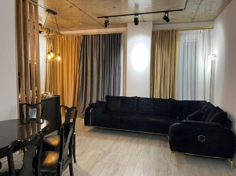 3-комнатная квартира 78.0 м² в районе Старый Батуми — фото объекта