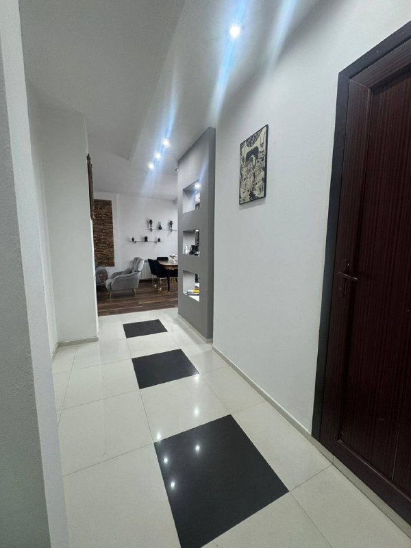 Secondary listing 79463839