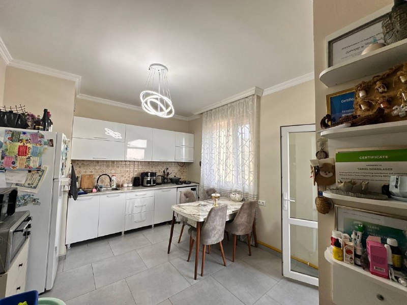 Secondary listing 79526606