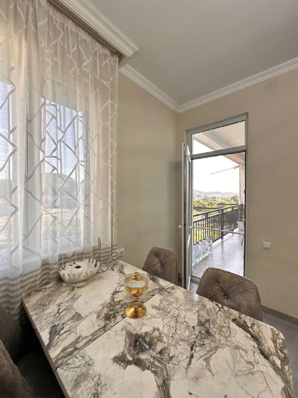 Secondary listing 79526606