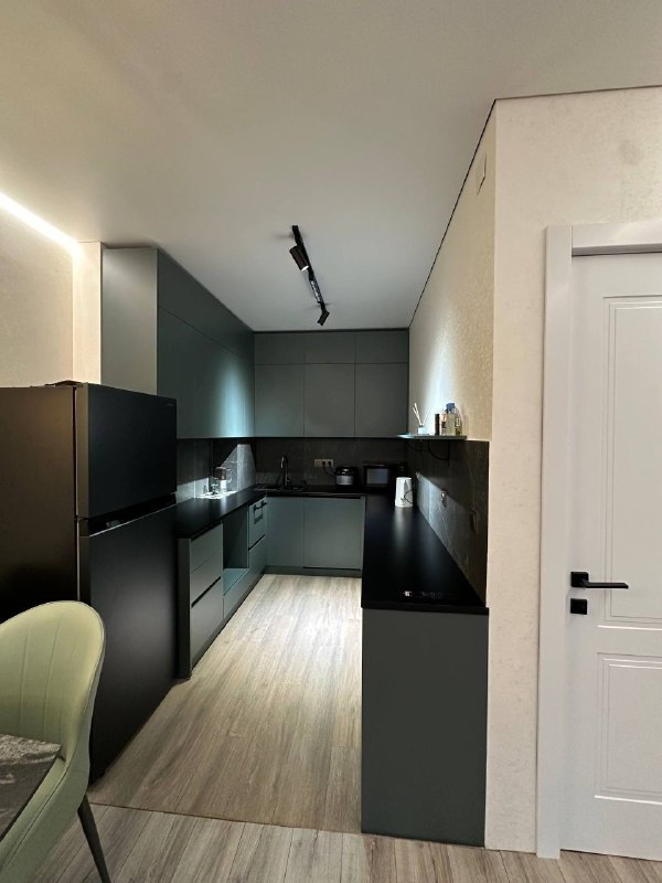 Secondary listing 77711703