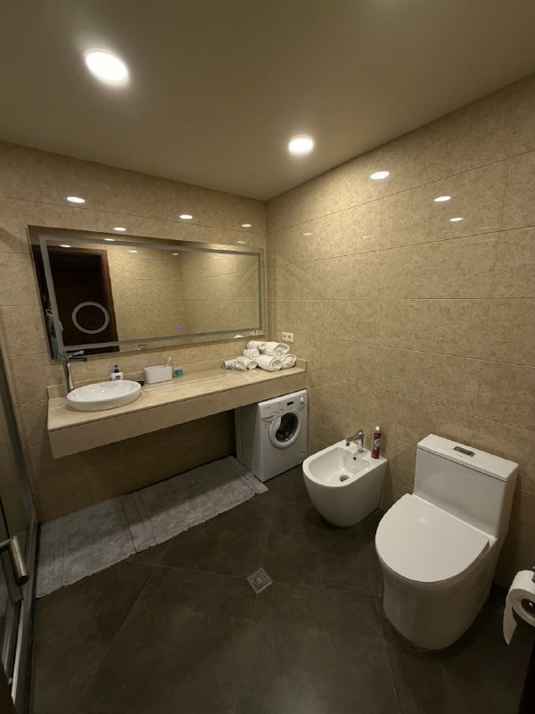 Secondary listing 74259631