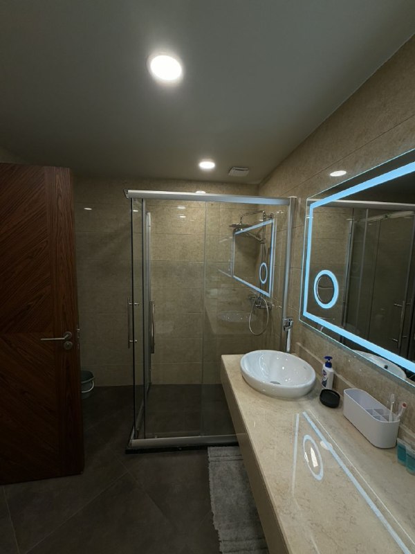 Secondary listing 74259631