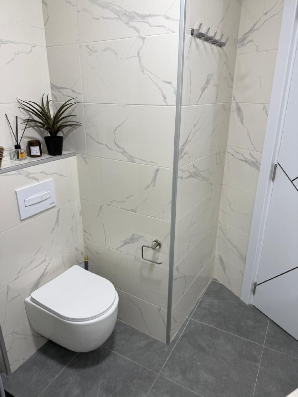 Secondary listing 79908269
