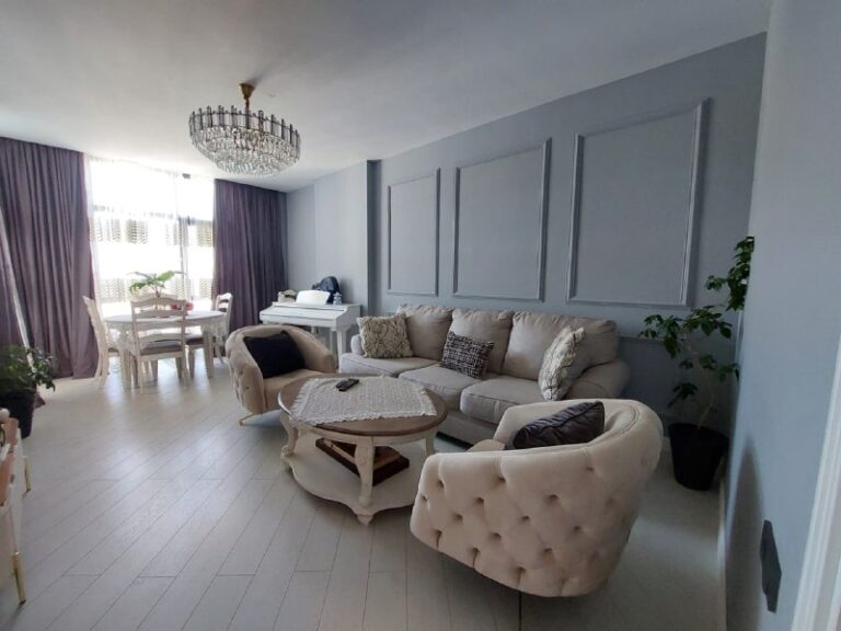 4-комнатная квартира 90.0 м² в районе Старый Батуми — фото объекта