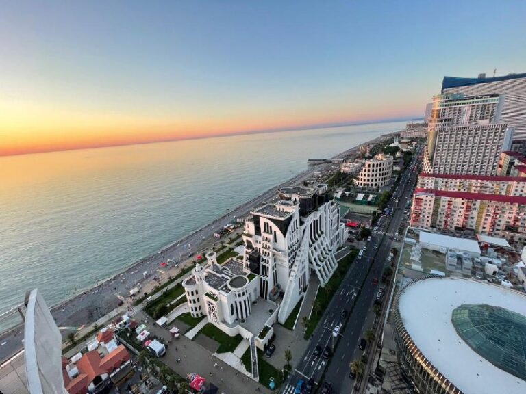 4-комнатная квартира 95.0 м² в районе Новый Бульвар — фото объекта