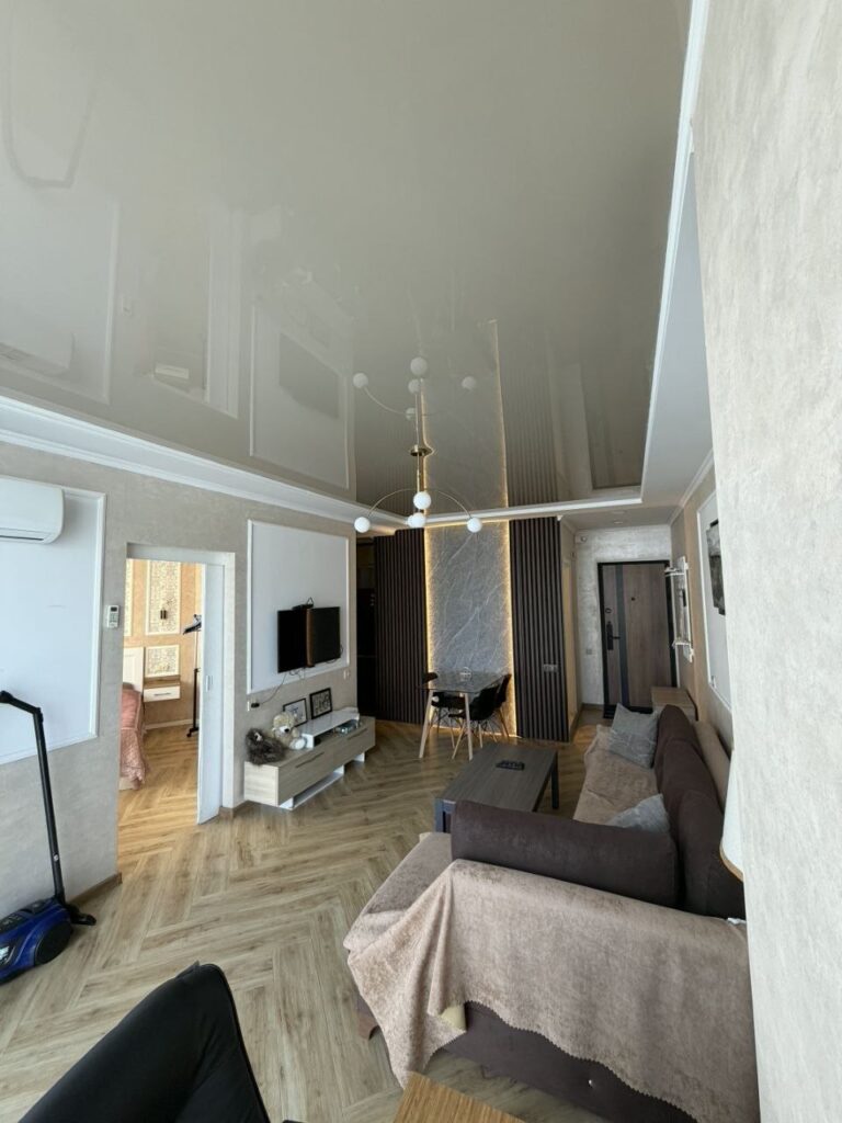 Secondary listing 79464159