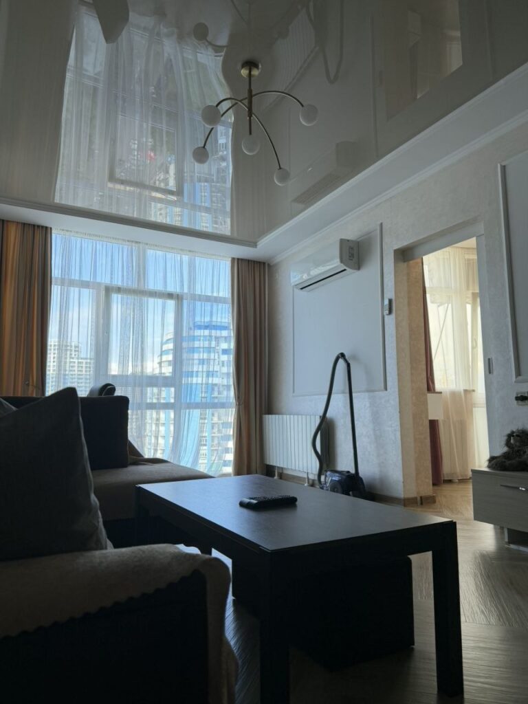 Secondary listing 79464159