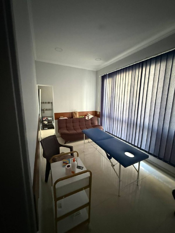 Secondary listing 77682095