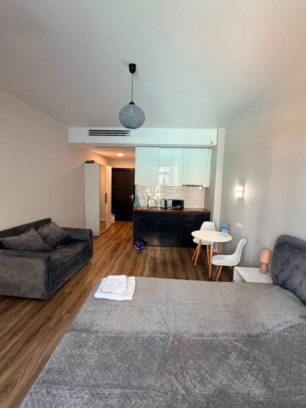 Secondary listing 78919044