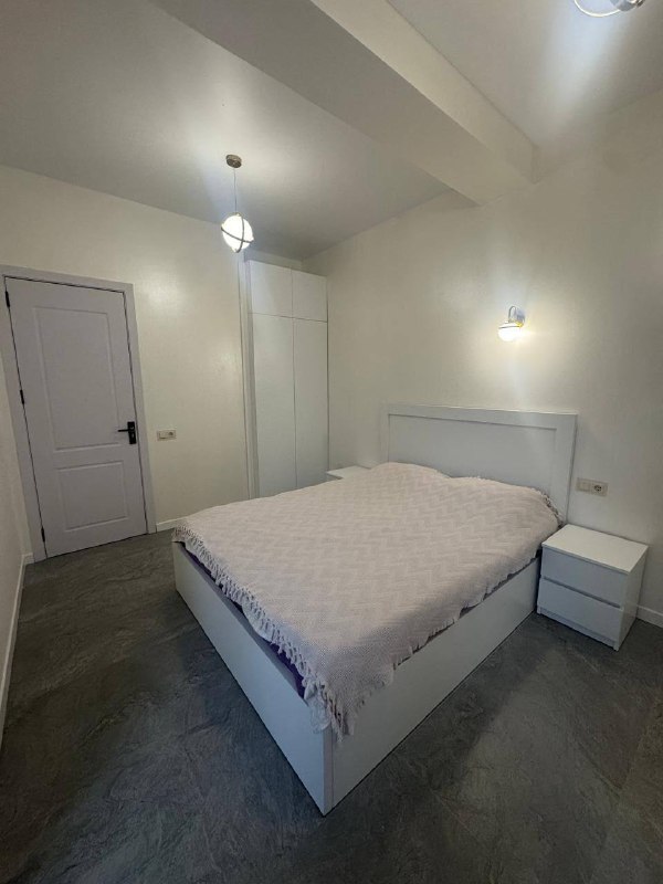 Secondary listing 80607229