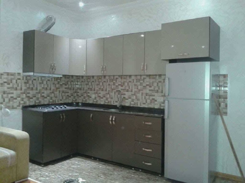 Secondary listing 80680929