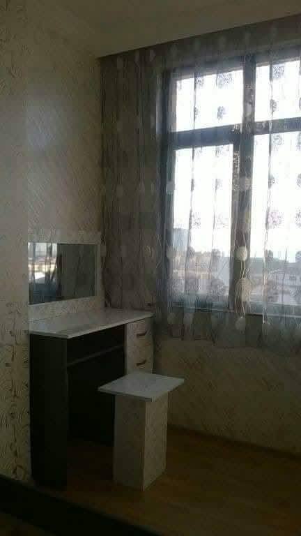 Secondary listing 80680929