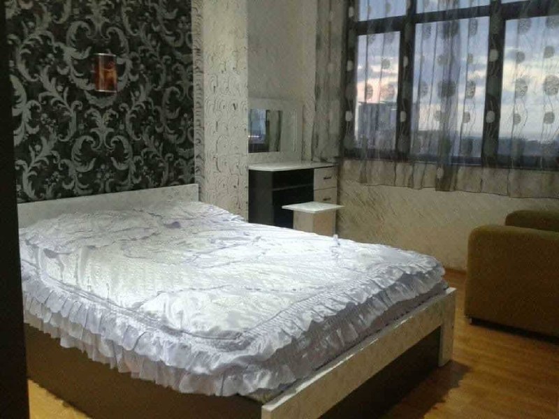 Secondary listing 80680929