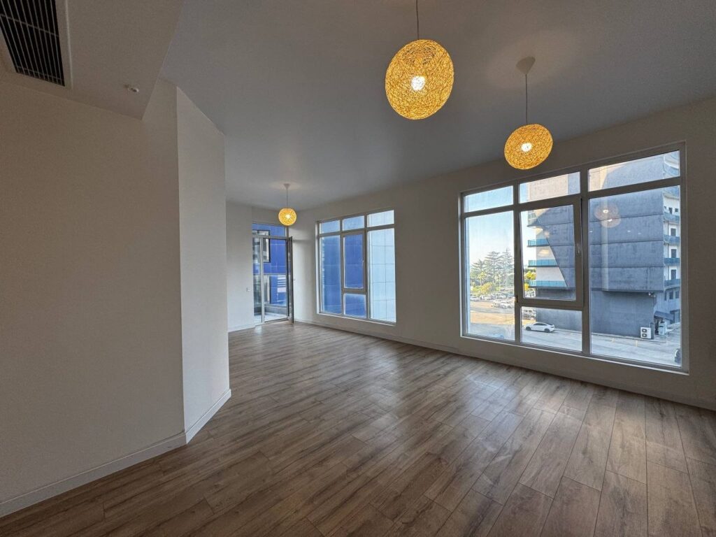 Secondary listing 797791187