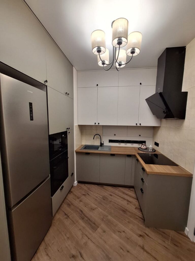 Secondary listing 79384177